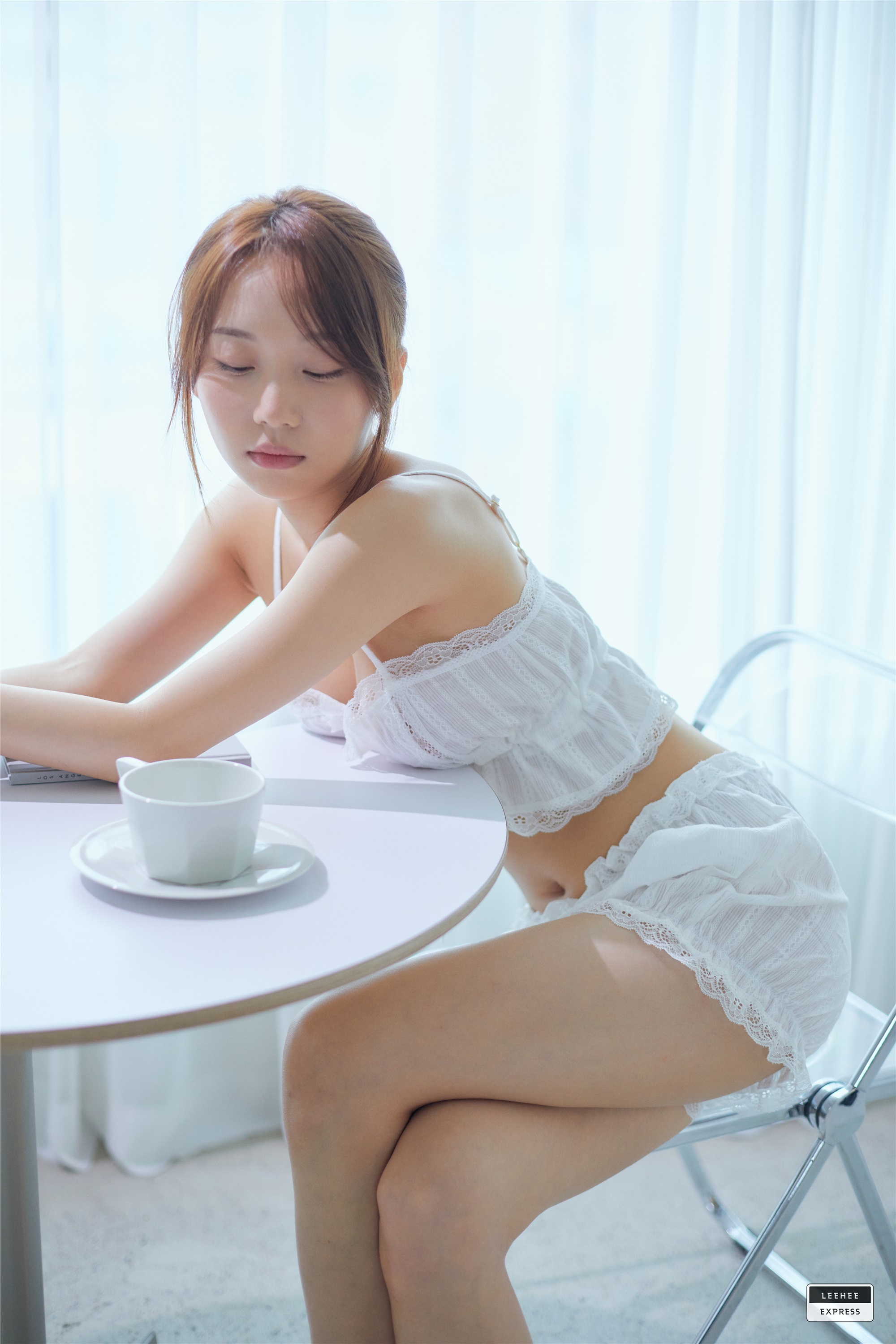 LEEHEE EXPRESS  LEBE-043A - S.O